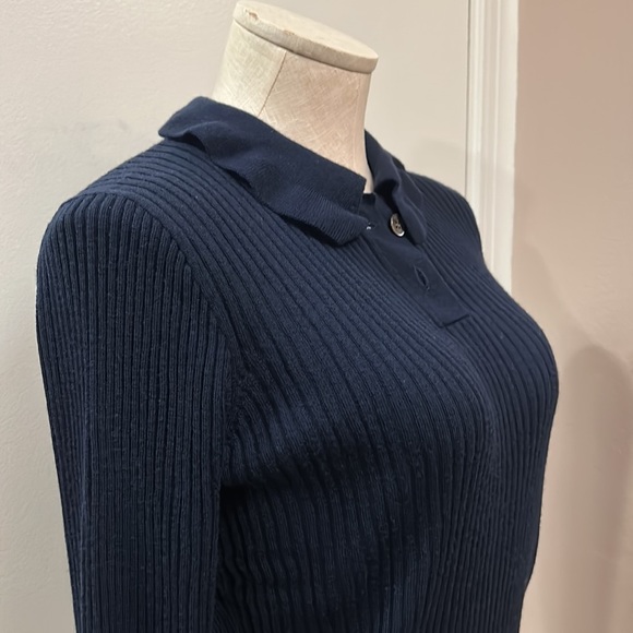 Sold- J Crew Ruffle collar ribbed merino wool sweater size S- great condition - Picture 4 of 8